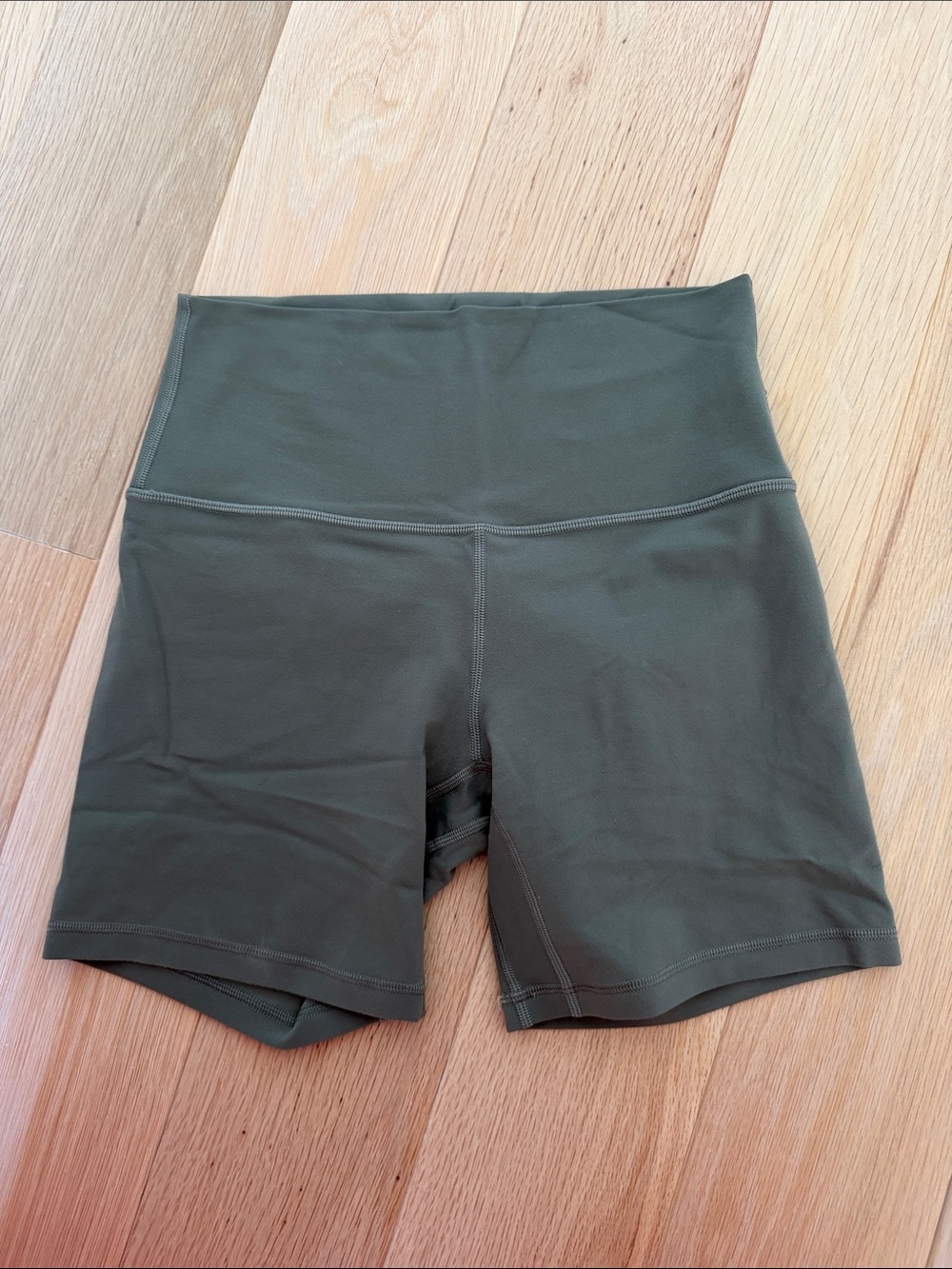 Align biker shorts green 6
